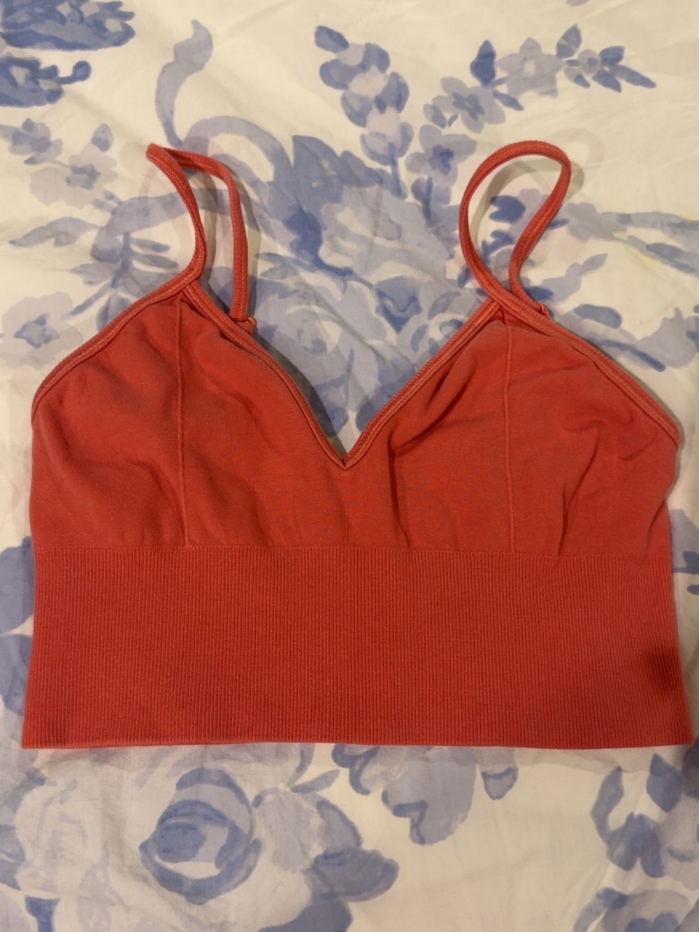 Seamless V-Neck Ribbed Bralette - Coral Pink